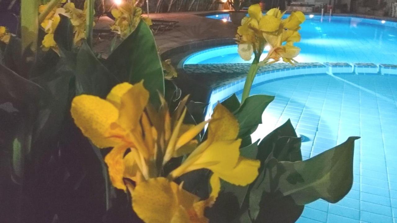 Lefka Apartments Parigoria 外观 照片