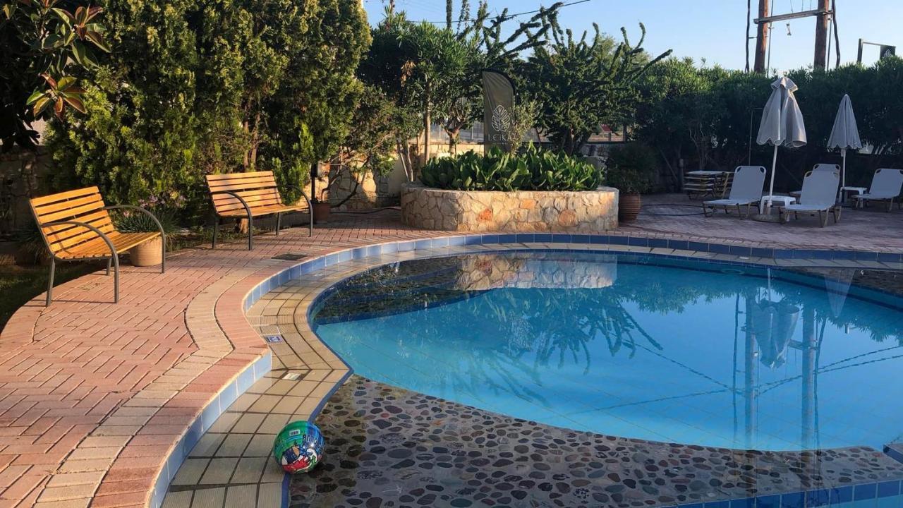 Lefka Apartments Parigoria 外观 照片