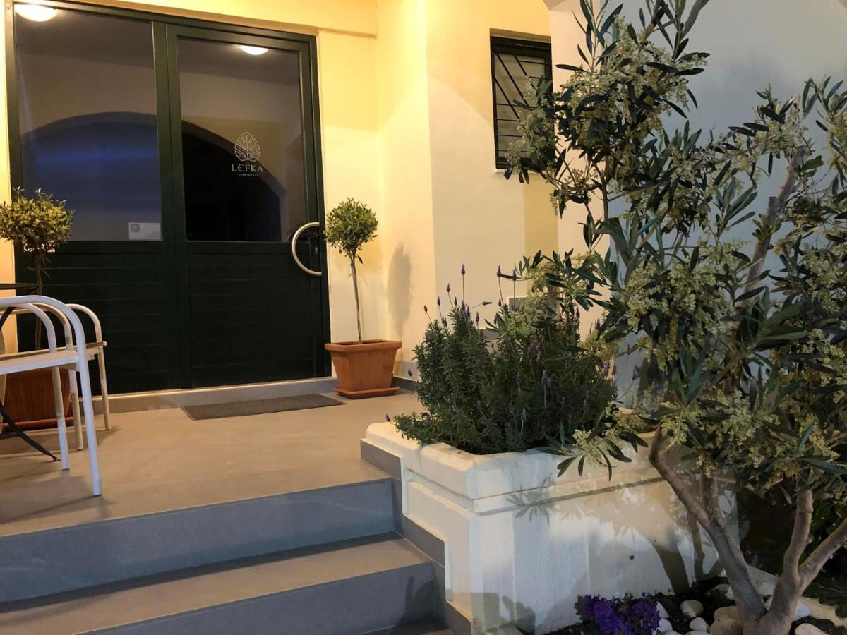 Lefka Apartments Parigoria 外观 照片
